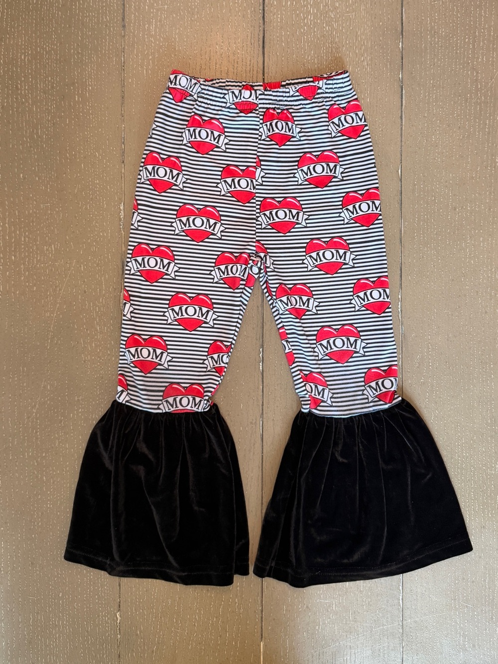 Girls Velour Bell Bottom Pants/Mom Heart Print Valentine’s Day Leggings Size 4T